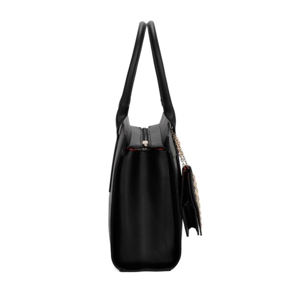 The Ultimate Hand & Shoulder Bag for Modern Women. - Image 3