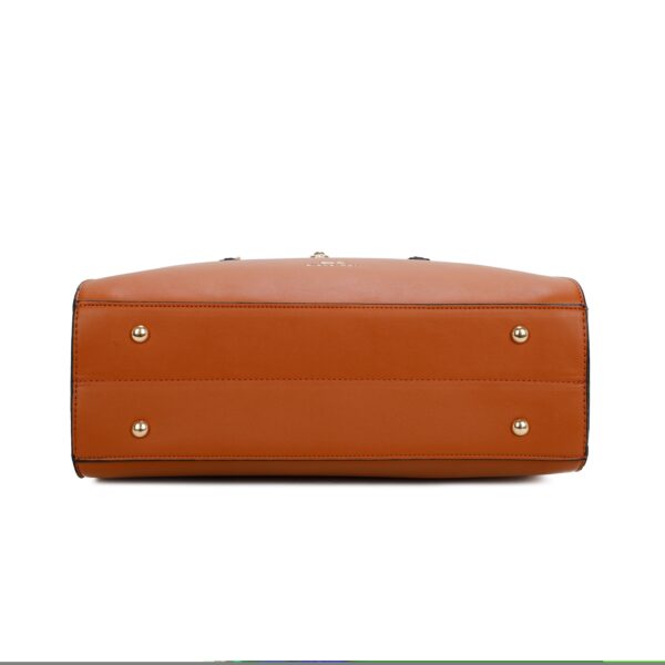 The Ultimate Hand & Shoulder Bag for Modern Women. - Image 4