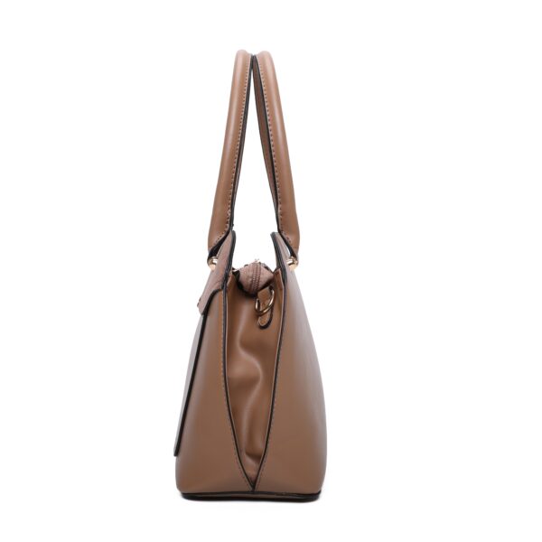 The Ultimate Hand & Shoulder Bag – Elegance Meets Functionality. - Image 4