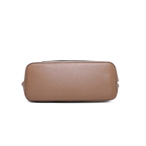 The Ultimate Hand & Shoulder Bag – Elegance Meets Functionality. - Image 2