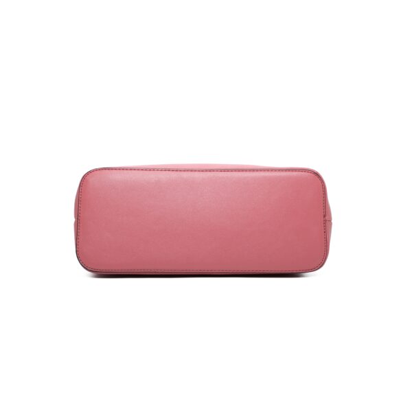 Sleek & Structured Handbag – A Perfect Blend of Style and Function. - Image 2